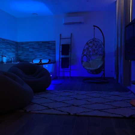 Appartement Cosy Jacuzzy Luxe Gare De Toulon Dış mekan fotoğraf