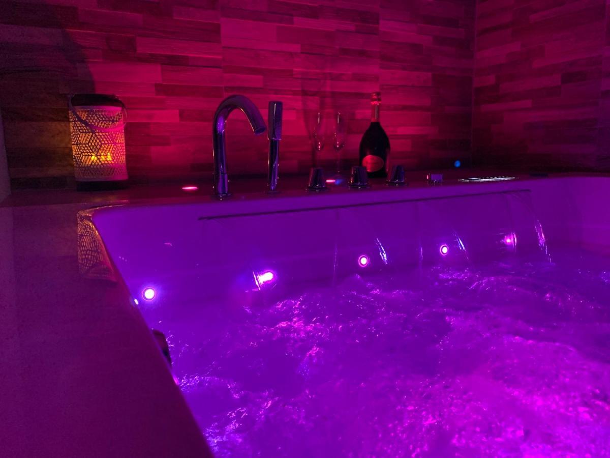 Appartement Cosy Jacuzzy Luxe Gare De Toulon Dış mekan fotoğraf