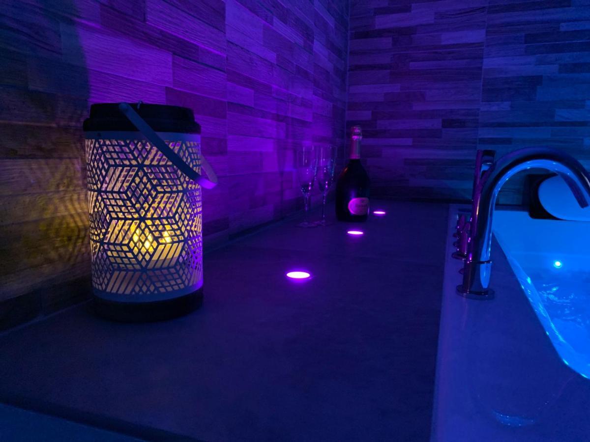 Appartement Cosy Jacuzzy Luxe Gare De Toulon Dış mekan fotoğraf